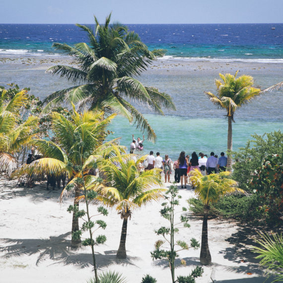 A baptism in Roatán