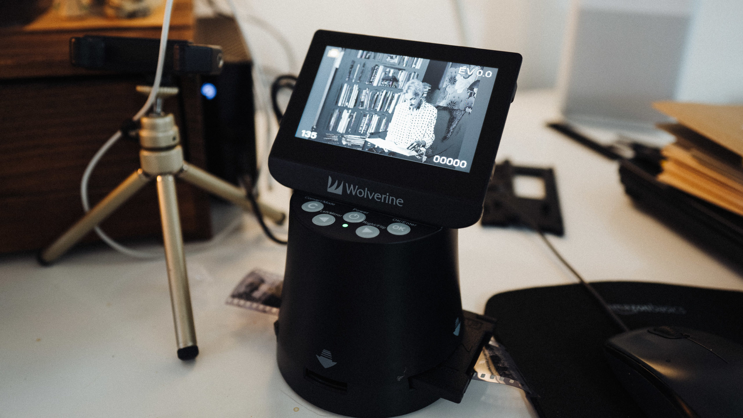 A scanner that converts negatives to digital