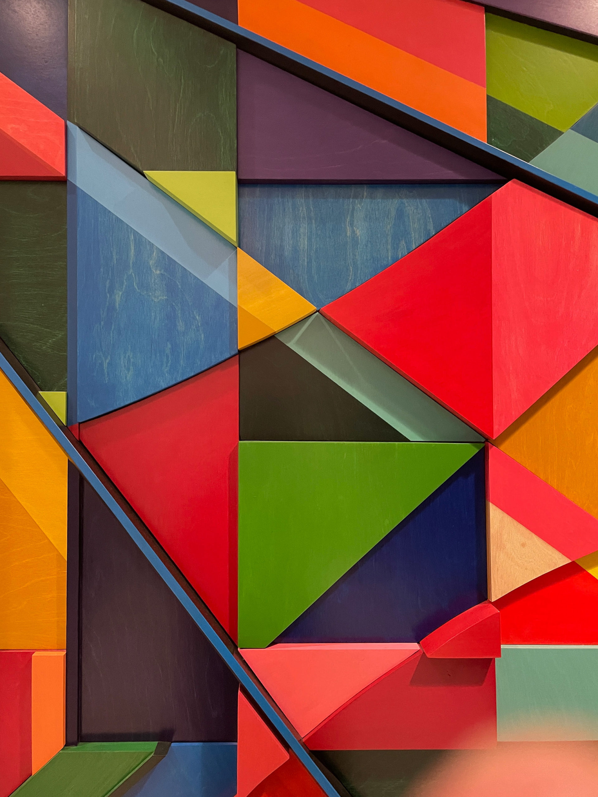 Geometric colorful triangles form a piece of art