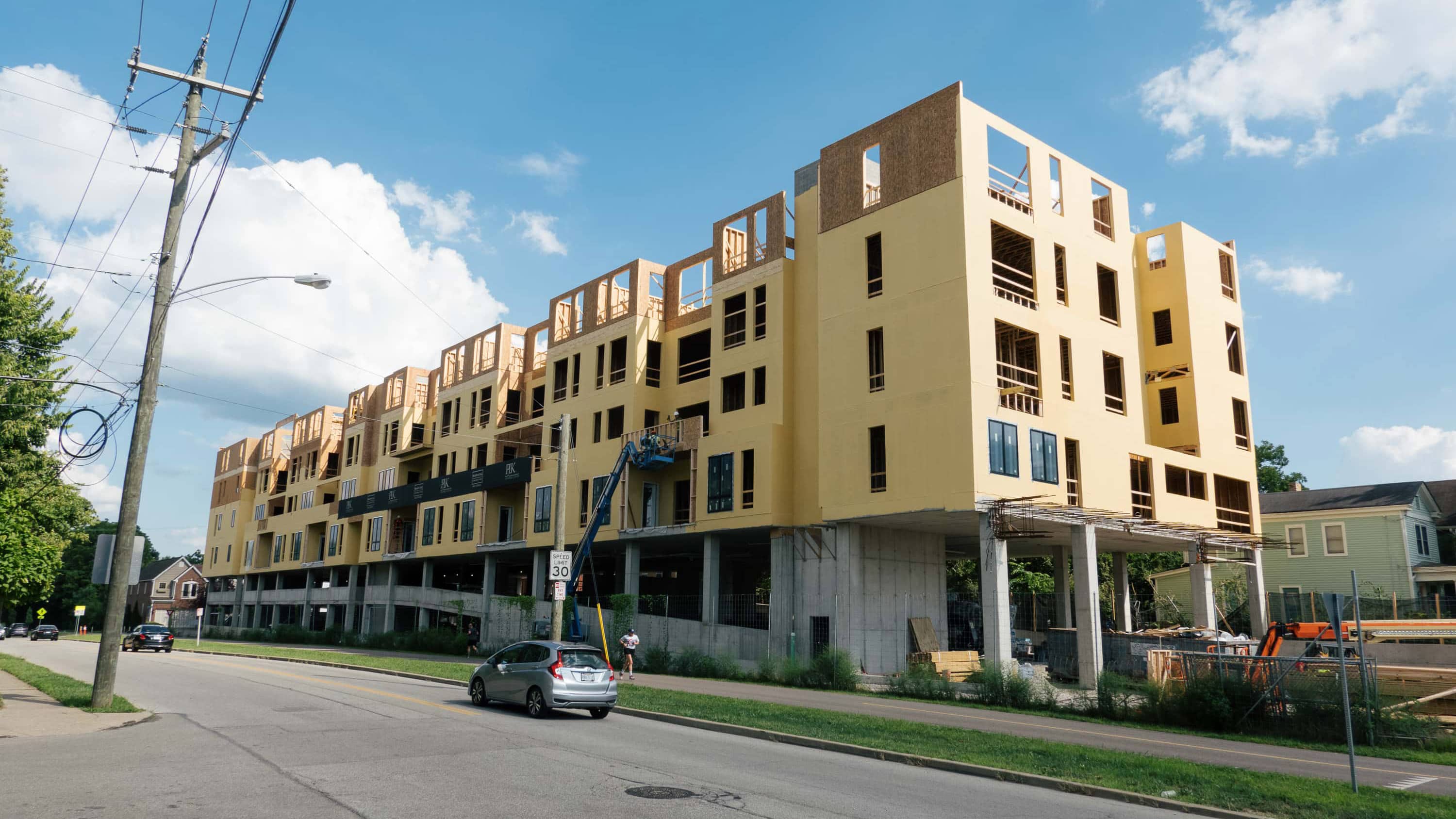 Construction of a new condo building