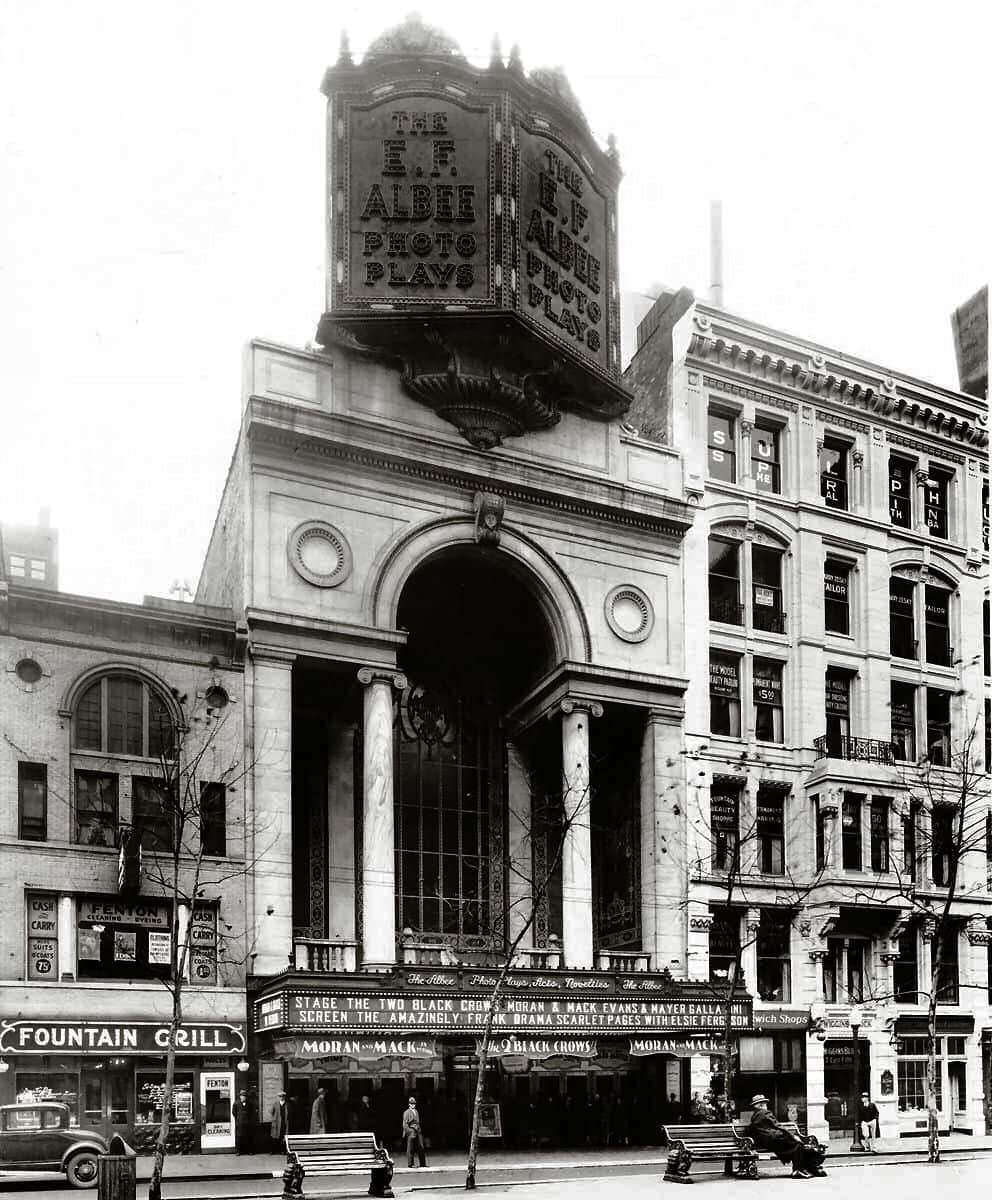 Historical photo of the Albee Theater in Cincinnati