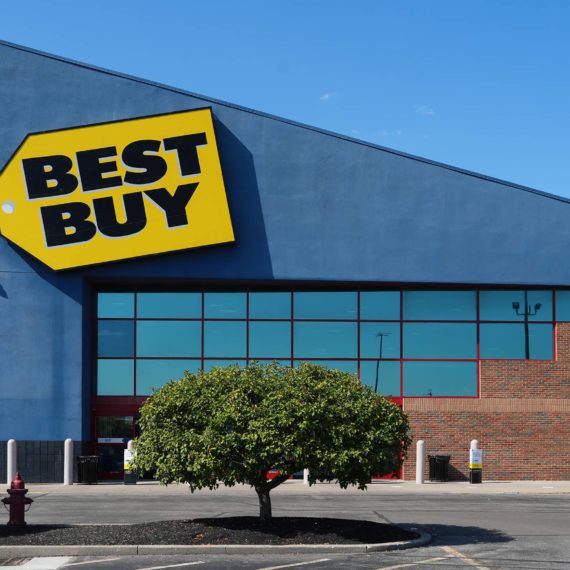 Best Buy store in Eastgate, Ohio